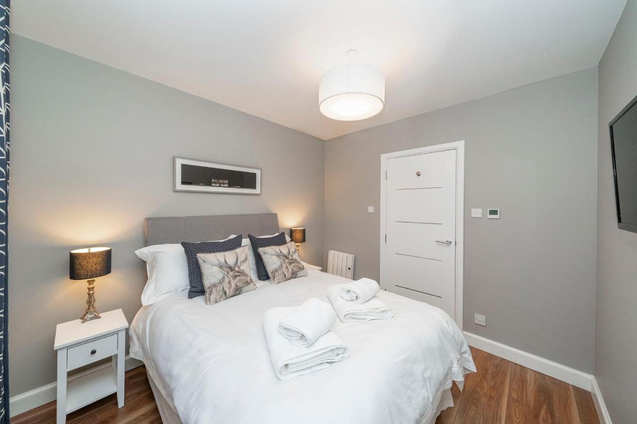 The Pines - Luxury 3-Bed Apartment Near Golf & Spa, Gleneagles, Auchterarder Kültér fotó